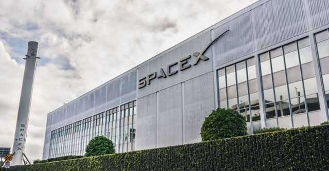 -  SpaceX   ,        -  