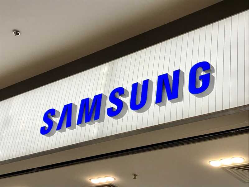   Samsung    2        