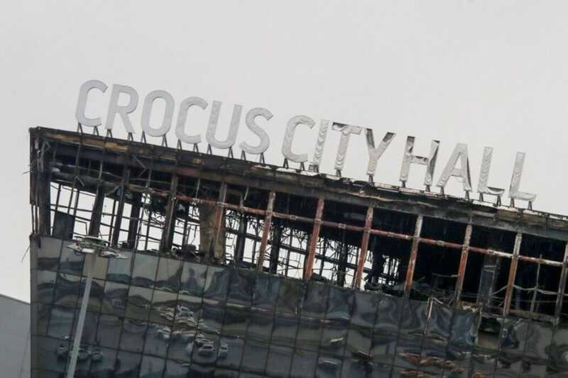     "Crocus City Hall"  695 ,   144  