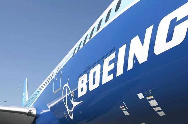 Boeing  200        