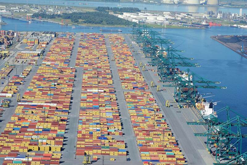 An arial view of containers on a dock
